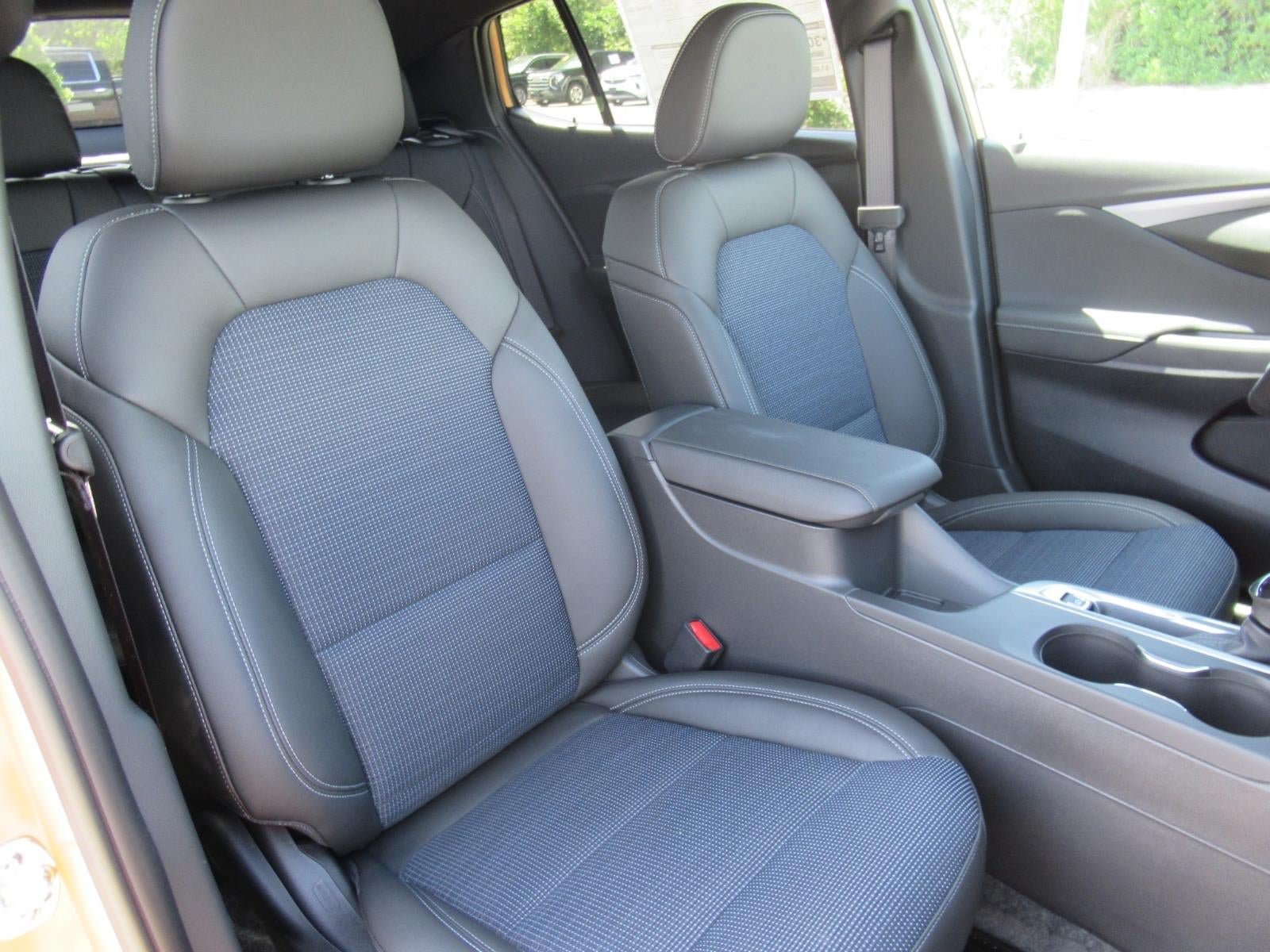 New 2026 Buick Envista Preferred w/ Convenience I Package FWD image 9