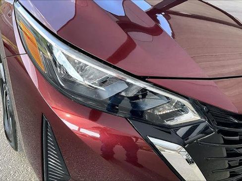 Certified 2024 Nissan Sentra SV image 27