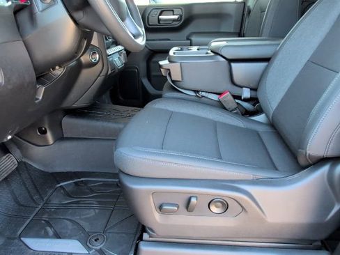 Used 2026 Chevrolet Silverado 1500 Custom image 11