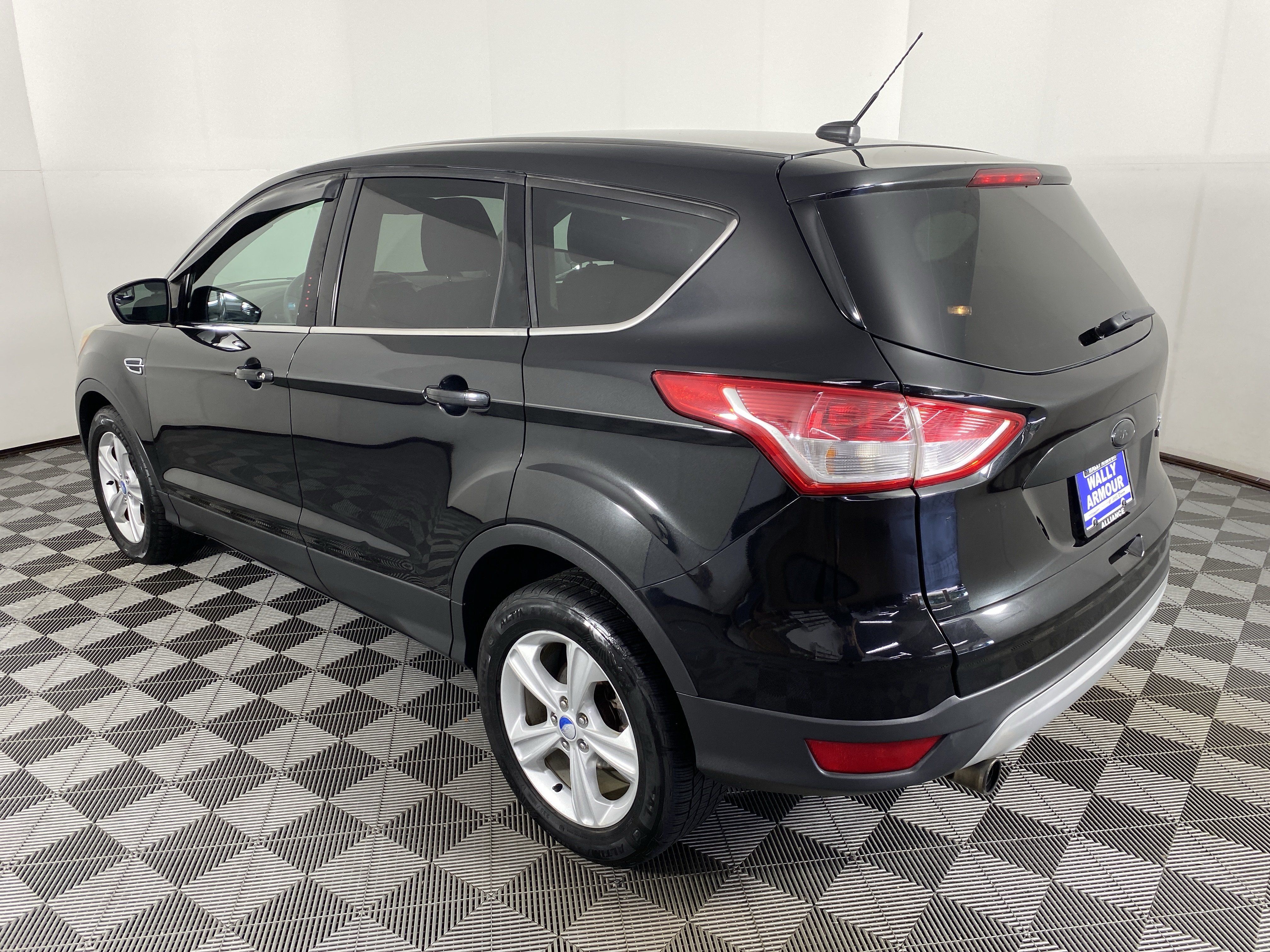 Used 2013 Ford Escape SE FWD image 6
