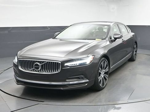 Used 2023 Volvo S90 B6 Ultimate w/ Protection Package Premier AWD/4WD image 3