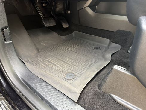 Used 2019 Ford Expedition Max XLT w/ Equipment Group 202A image 17