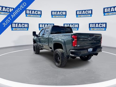 Used 2025 Chevrolet Silverado 2500 LTZ w/ LTZ Premium Package AWD/4WD image 6