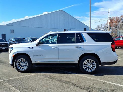 Certified 2023 GMC Yukon SLT w/ SLT Premium Package image 4