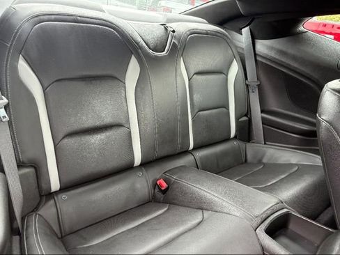 Used 2022 Chevrolet Camaro LT w/ Design Package 1 image 18