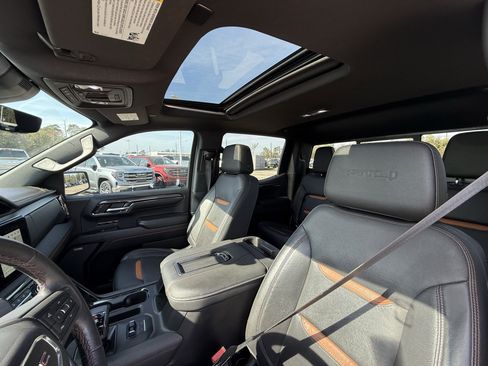 Used 2022 GMC Sierra 1500 AT4 w/ AT4 Premium Package image 27