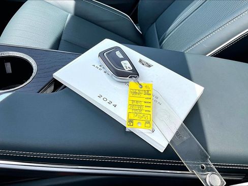 Certified 2024 Cadillac Lyriq Sport w/ Nappa Leather Package AWD/4WD image 35