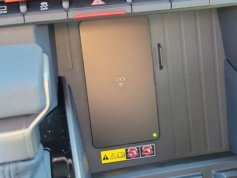 New 2026 Toyota Tundra Limited AWD/4WD image 27