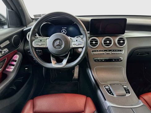 Used 2022 Mercedes-Benz GLC 300 4MATIC image 27