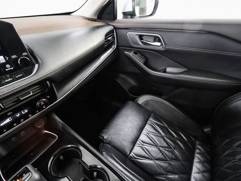 Used 2023 Nissan Rogue Platinum w/ Platinum Premium Package image 43