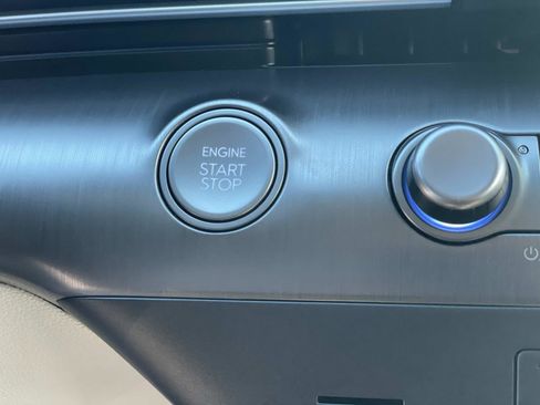 Certified 2025 Hyundai Kona SEL image 16