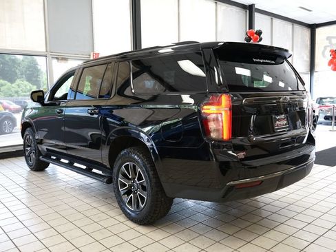 Used 2021 Chevrolet Suburban Z71 w/ Rear Media and Nav Package AWD/4WD image 6