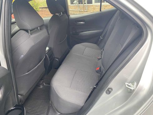 Used 2020 Toyota Corolla SE w/ SE Preferred Package FWD image 9
