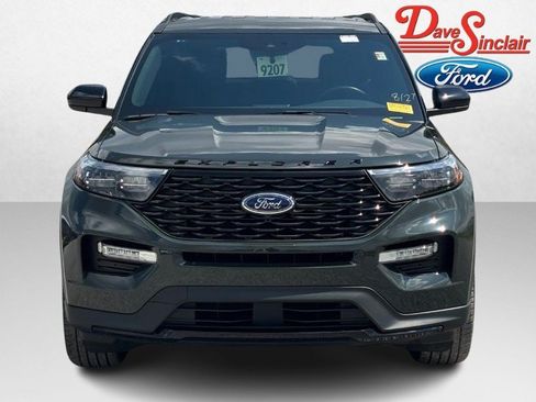 Used 2024 Ford Explorer ST-Line w/ Class IV Trailer Tow Package AWD/4WD image 2