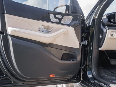 Used 2023 Mercedes-Benz GLS 450 GLS 450 image 37