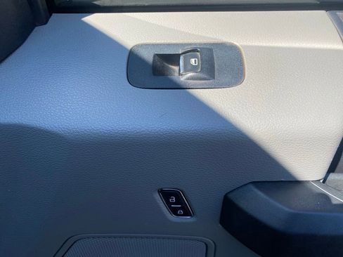 Used 2019 Ford F250 XL w/ Power Equipment Group AWD/4WD image 29