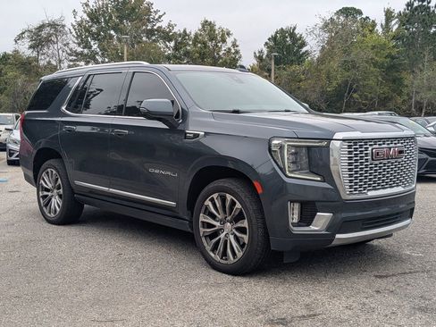Used 2021 GMC Yukon Denali w/ Denali Premium Package image 2