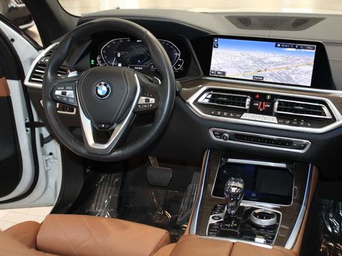 Certified 2023 BMW X5 xDrive45e w/ Executive Package image 20