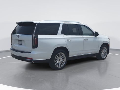 Certified 2023 Cadillac Escalade Premium Luxury w/ Performance Package AWD/4WD image 3