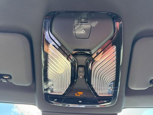 Used 2024 BMW X6 M60i w/ Executive Package image 40