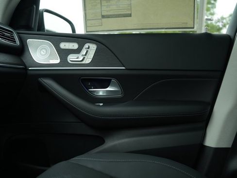 Certified 2026 Mercedes-Benz GLS 450 GLS 450 image 28