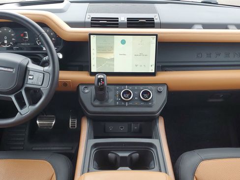 Certified 2024 Land Rover Defender 130 X image 23