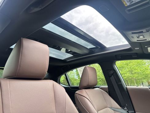 Used 2025 Lexus ES 350 Ultra Luxury FWD image 37