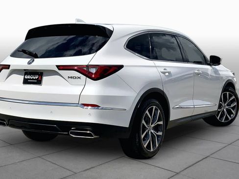 Used 2024 Acura MDX FWD w/ Technology Package image 12