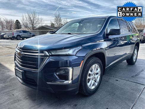 Used 2022 Chevrolet Traverse LS image 10