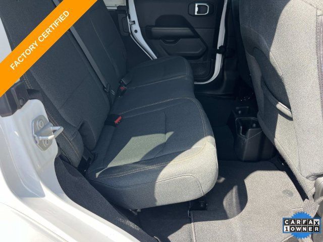 Used 2026 Jeep Wrangler Unlimited Sahara AWD/4WD image 19