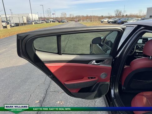 Used 2021 Kia Stinger GT2 image 20