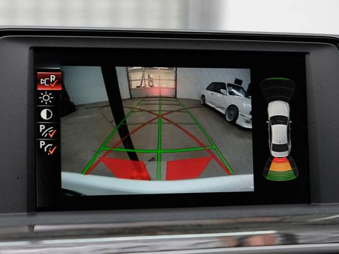 Used 2017 BMW 330i Sedan image 24