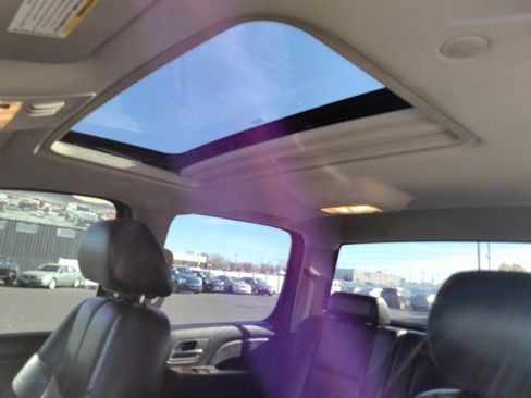 Used 2011 GMC Sierra 3500 SLT image 33