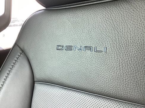 New 2025 GMC Sierra 1500 Denali w/ Denali Reserve Package image 34