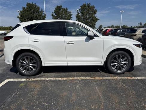 New 2025 MAZDA CX-5 AWD 2.5 S w/ Premium Plus Pkg image 3