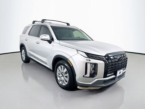 Used 2023 Hyundai Palisade SEL AWD/4WD image 3