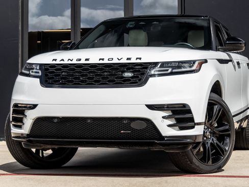 Used 2023 Land Rover Range Rover Velar R-Dynamic S image 3