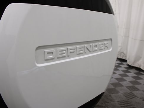 Used 2024 Land Rover Defender 130 S AWD/4WD image 26