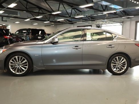 Used 2021 INFINITI Q50 Luxe image 4
