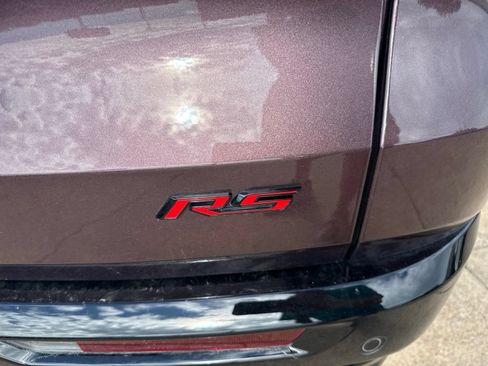 Used 2024 Chevrolet Traverse RS FWD image 9