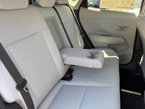 Certified 2025 Hyundai Kona SEL AWD/4WD image 18