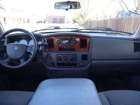 Used 2006 Dodge Ram 1500 Truck SLT image 17
