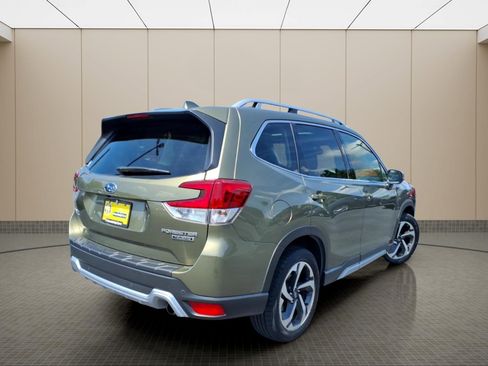 Used 2023 Subaru Forester Touring AWD/4WD image 8