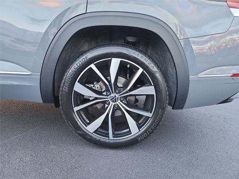 New 2026 Volkswagen Atlas SEL Premium R-Line image 10