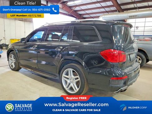 Used 2015 Mercedes-Benz GL 550 4MATIC image 3