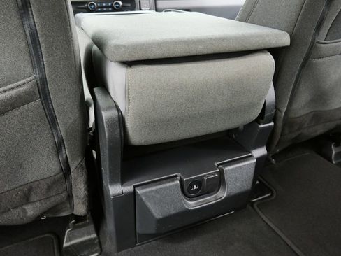 Used 2023 Ford F250 XLT AWD/4WD image 21