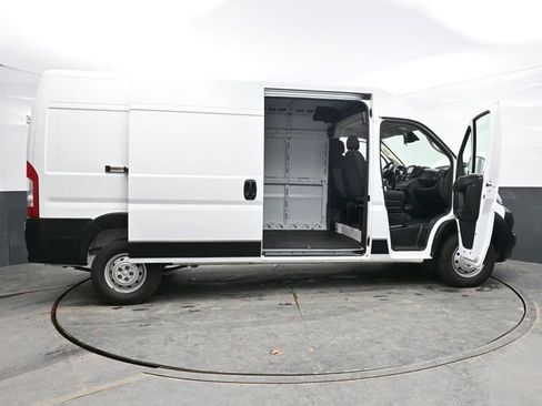 Used 2023 RAM ProMaster 2500 image 45