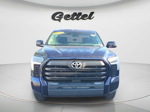 Used 2022 Toyota Tundra SR5 w/ SR5 Convenience Package image 16