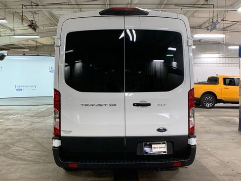 Used 2024 Ford Transit 350 XLT image 6