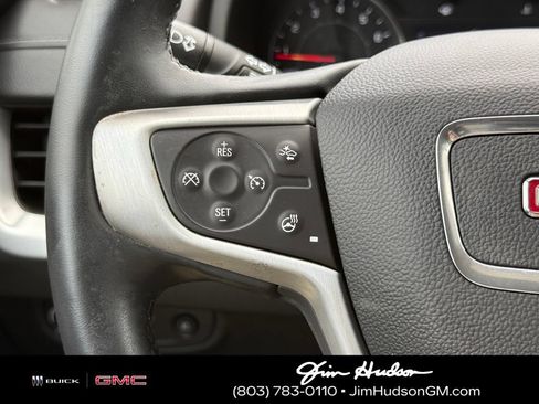 Used 2023 GMC Terrain SLT w/ Infotainment Package II FWD image 29